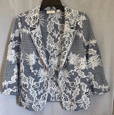 CHICO  S Size 2 Blazer JACKET 3/4 Sleeve 100 Cotton Blue/White Embroidered