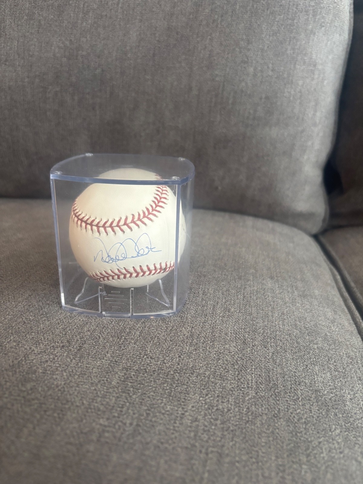 Derek Jeter PSA DNA Autographed OML League Signed Baseball