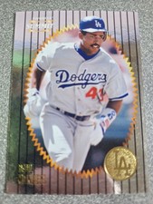 #32 Raul Mondesi 1996 Summit Silver Foilboard AK100