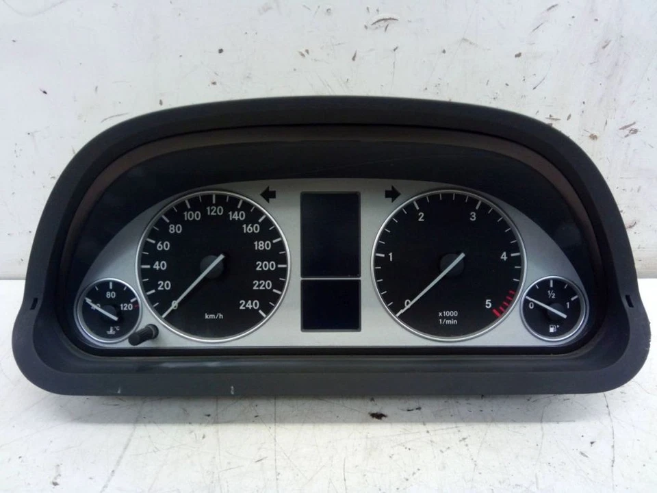 Velocímetro cuadro de instrumentos km/h se adapta a MERCEDES-BENZ CLASE B (W245) B 200 Foto 2 de 4