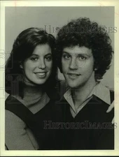 1975 Press Photo Actor John Rubinstein & Woman - sap52477