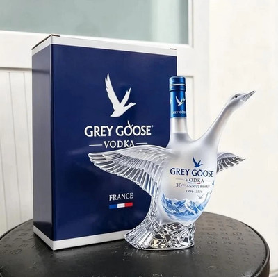 Vodka 3D Sculpted Grey Goose Bottle Decorative Whiskey Bottle Glass For Home Bar
