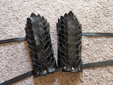 Dragon Scale Leather Bracers-Renaissance Armor NEW