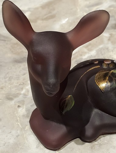 FENTON ~ J. CUTSHAW ~ AUBERGINE SATIN DEER ~ HOLLY & BERRIES - Picture 6 of 8