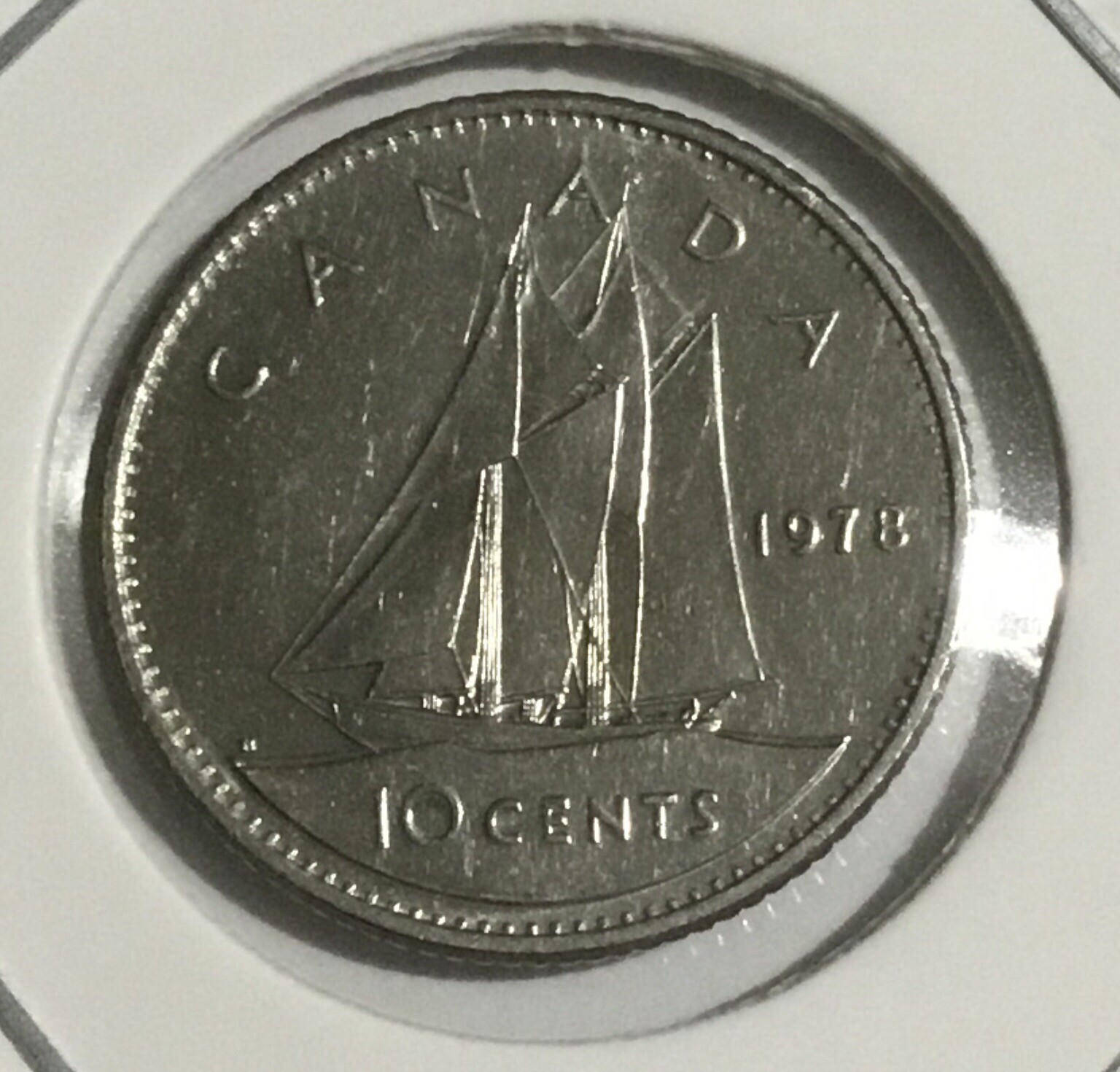 Foto 1 di 5