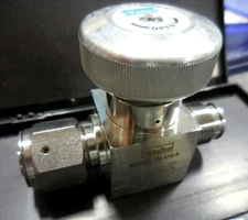 Parker Veriflo 18-882VMVM High Purity Flow Diaphragm Valve (1500 PSIG, 316L)