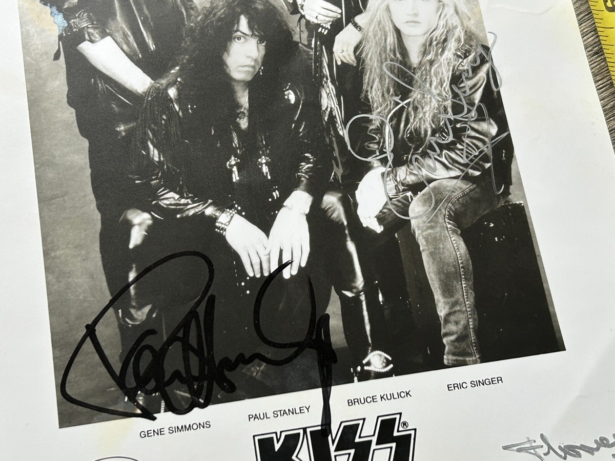 KISS Signed Photo Gene Simmons Paul Stanley Kulick Singer Revenge