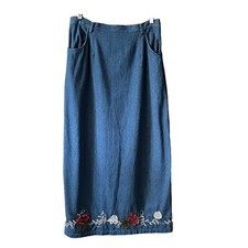 vintage denim D CO midi skirt Embroidered Floral Hem Women s Sz. M