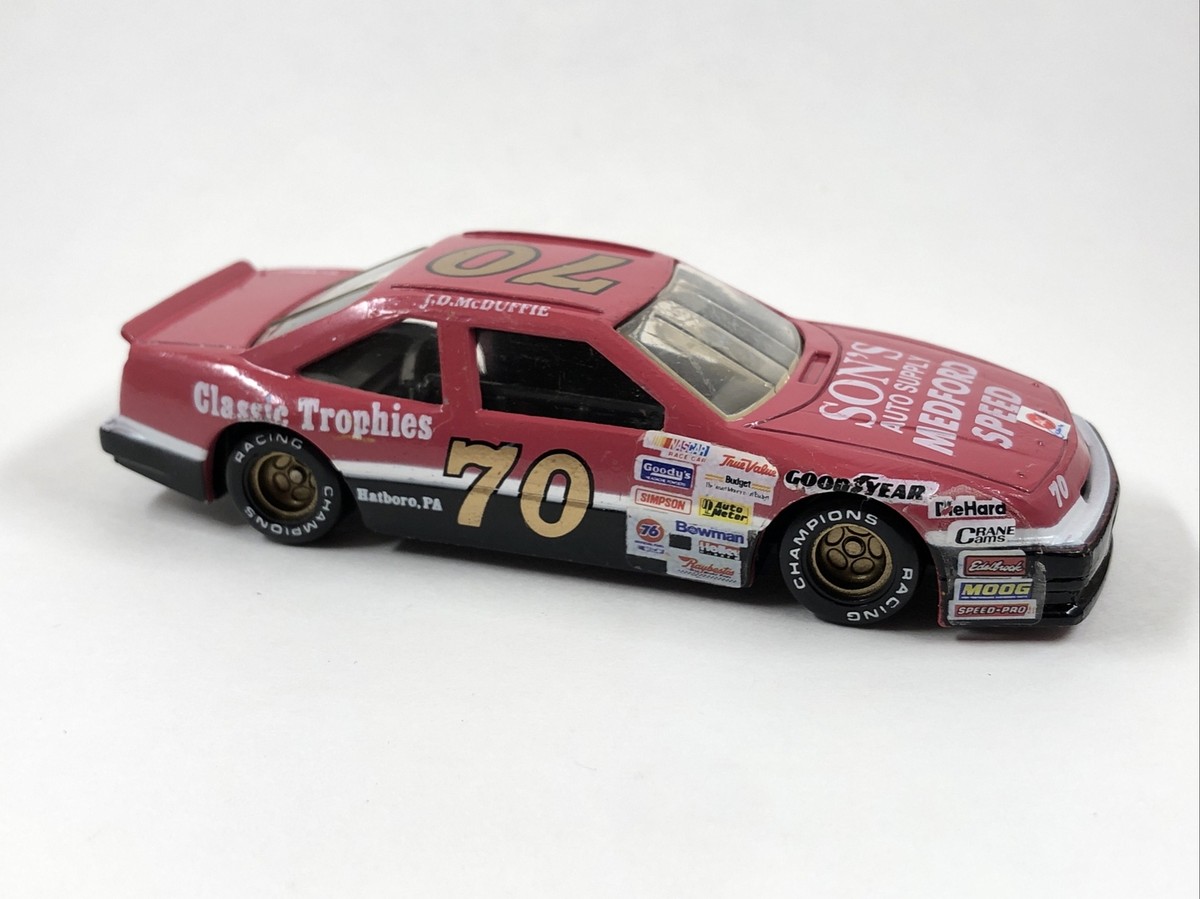 1992 J.D. McDuffie #70 Racing Champions 1/43 Die-Cast Classic