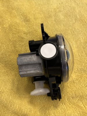 2020 Vauxhall CORSA F - Passenger Side N/s Fog Light With Cover 