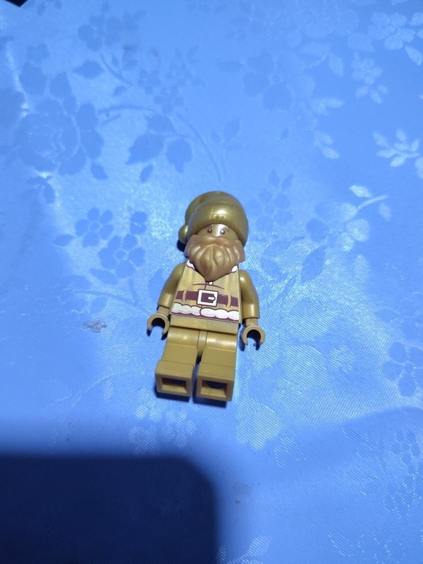 LEGO Pearl Gold Santa Minifigure hol400 BAM 2025 Christmas 30th Anniversary 