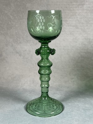 19. Jahrhundert hohler Klöppelstiel 19 cm Glas Roemers mit Himbeer Punts - 11 verfügbar