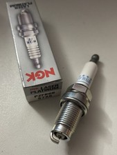 Image of NGK PZFR6R ( 5758 ) X1 PLATINUM SPARKPLUG