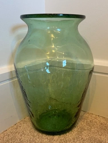Glass Vase in the Blenko Style - Reproduction