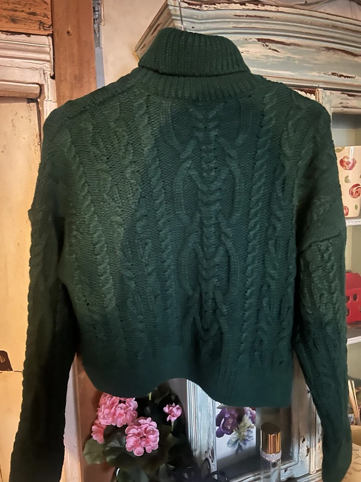 New Genuine Superdry Green Cable Knit Jumper Size L 14,roll Neck - Image 3 of 3
