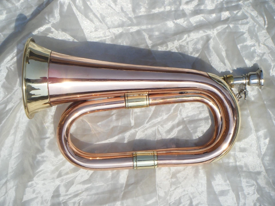 Cuerno de corneta Bb Segunda Guerra Mundial Ejército Británico De colección Patrimonio Militar Cobre Foto 2 de 4