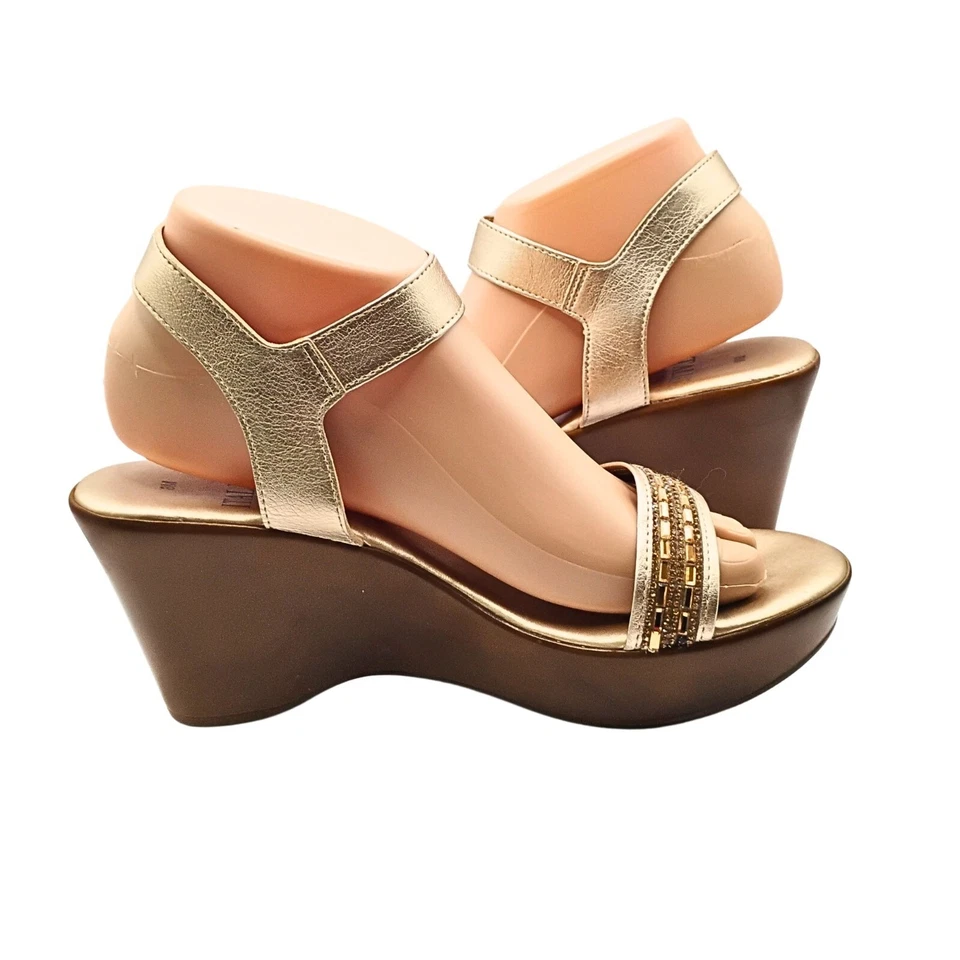 Sandalia de cuña con cuentas para zapateros italianos para mujer 8 correas doradas brillo glamour fiesta Foto 3 de 4