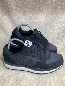 nike windrunners trainers