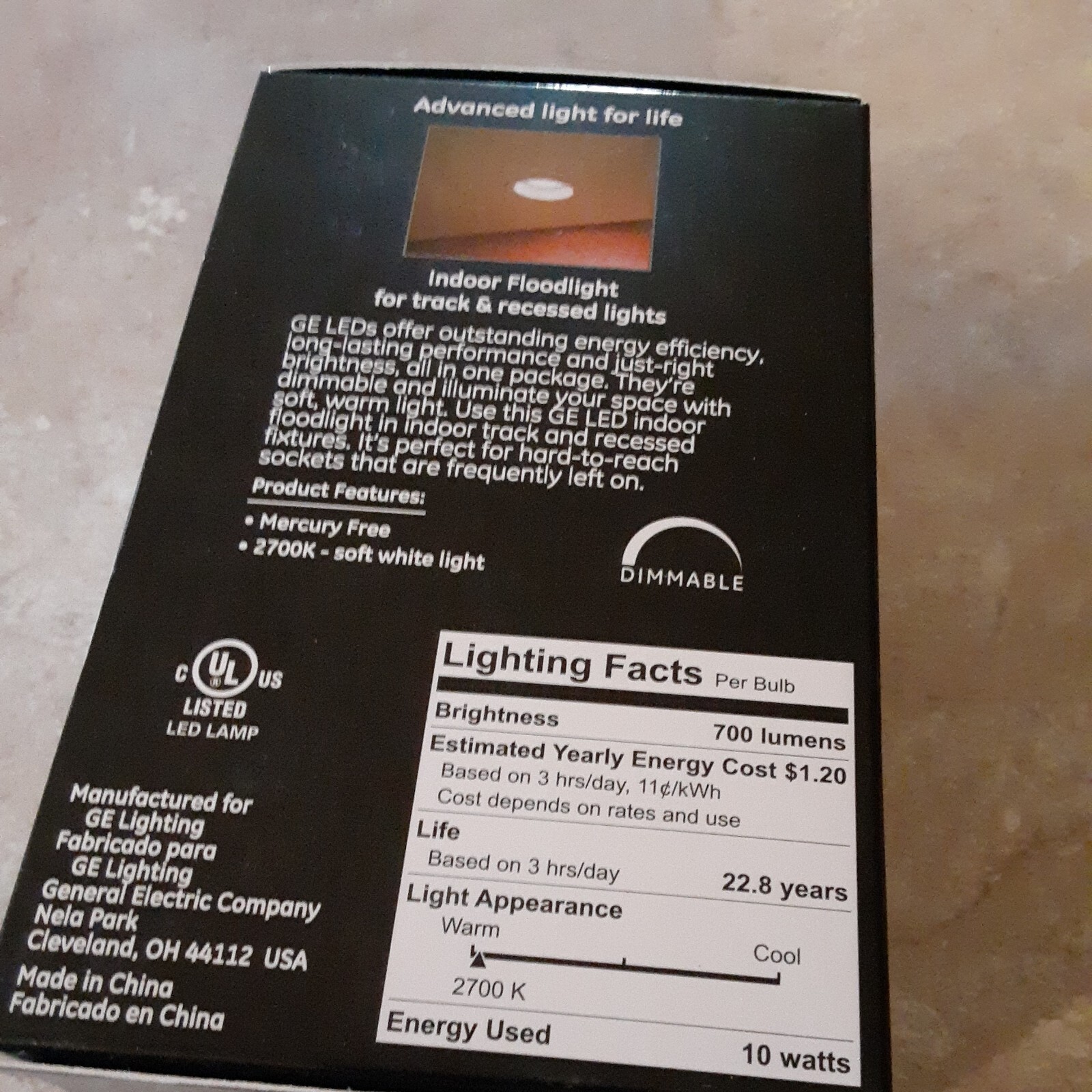 LED  Indoor Floodlight Dimmable Light Bulb 65w 10w  700 Lumens  GE NEW IN BX