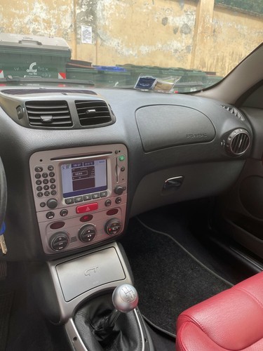 Alfa Romeo GT 2.0 JTS 16V Black Line - Foto 7 di 12