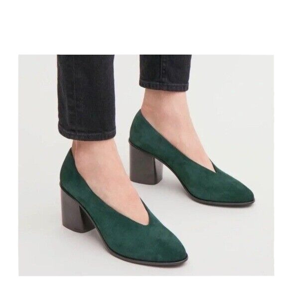 Emerald Green Velvet Block Heels, Pointed Toe Green Heels, Green Pumps,  Green Wedding Shoes, Green Bridal Shoes, Velvet Pumps ''melisa'' - Etsy New  Zealand | Red wedding shoes, Red bridal shoes, Velvet