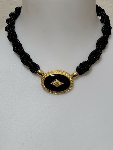 Vintage Crown Trifari Black/ Gold Tone 