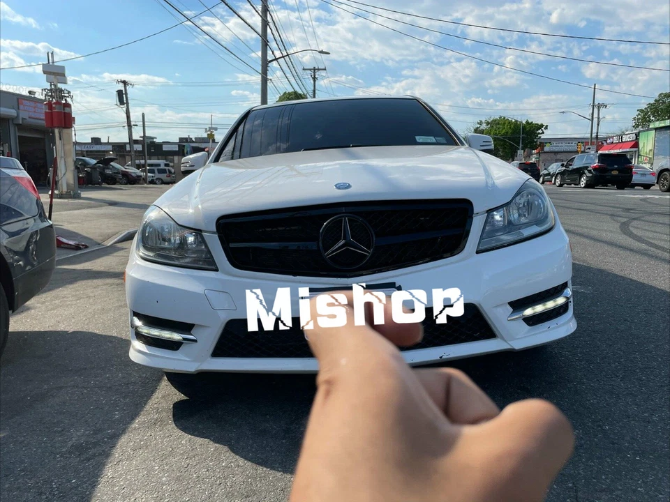 BLACK For Mercedes-Benz C Class W204 Front Grill W/ LED Emblem C300 C350 2008-14 Foto 4 de 4