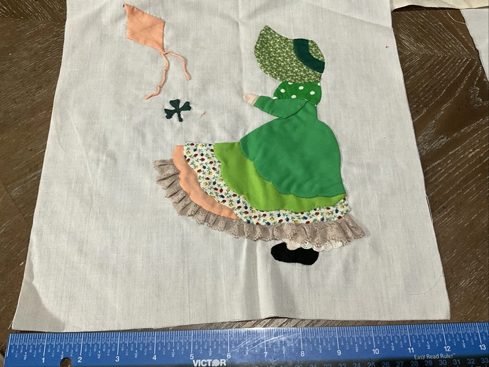 10 bloques de edredón sin terminar varios patrones y tamaños bordados y cosidos Foto 2 de 4