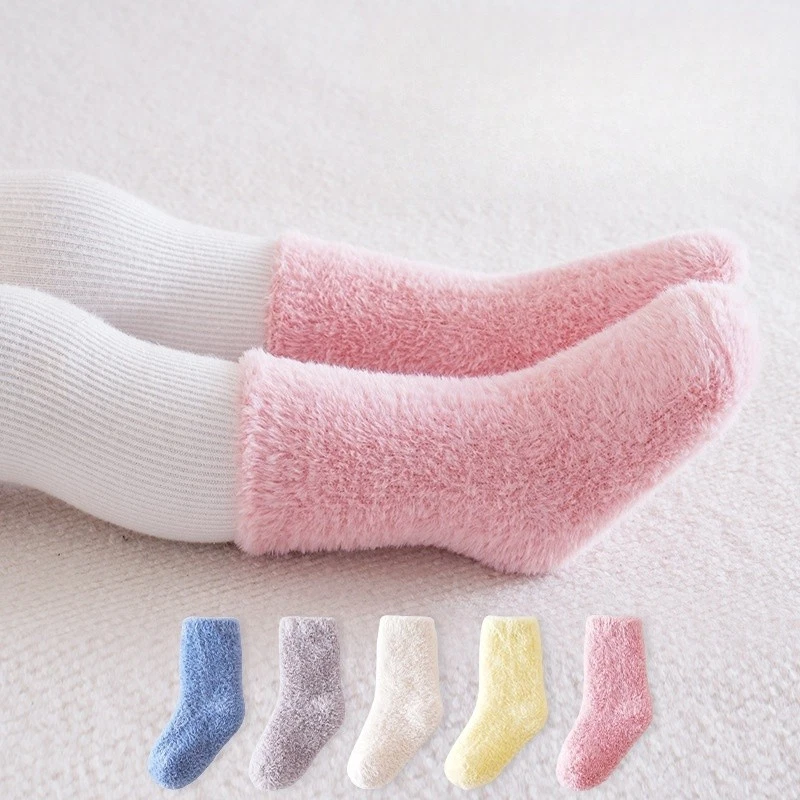 5 pares de calcetines gruesos cálidos de invierno de felpa tubo medio pantorrilla para bebés niños niñas Foto 3 de 4