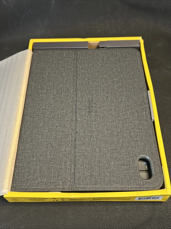 ZAGG Keyboard: iPad 10th Generation Messenger Folio 2 OPEN BOX - Image 4 of 4