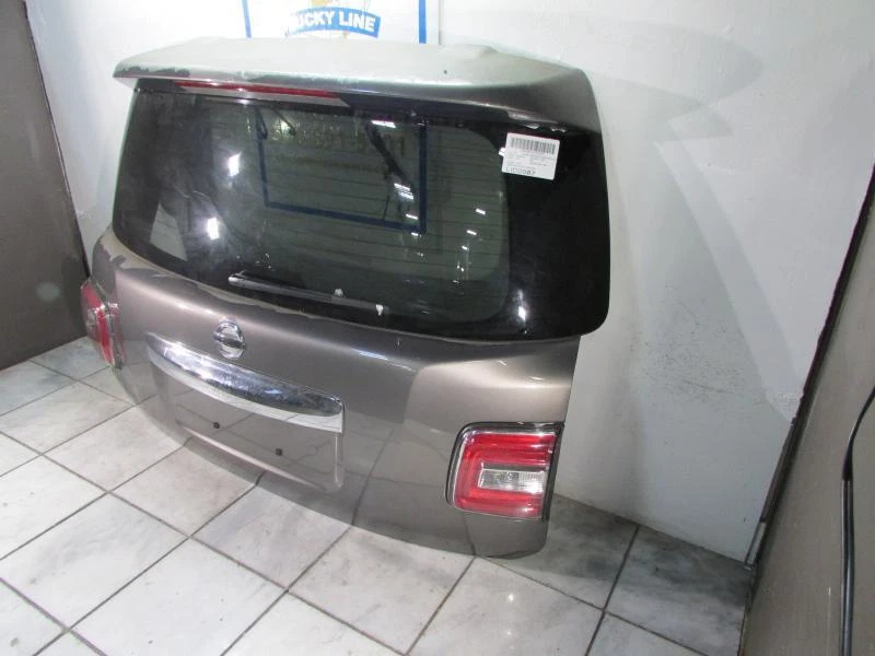 PUERTA TAPA MALETERO NISSAN ARMADA 17 18 19 20 Foto 3 de 4