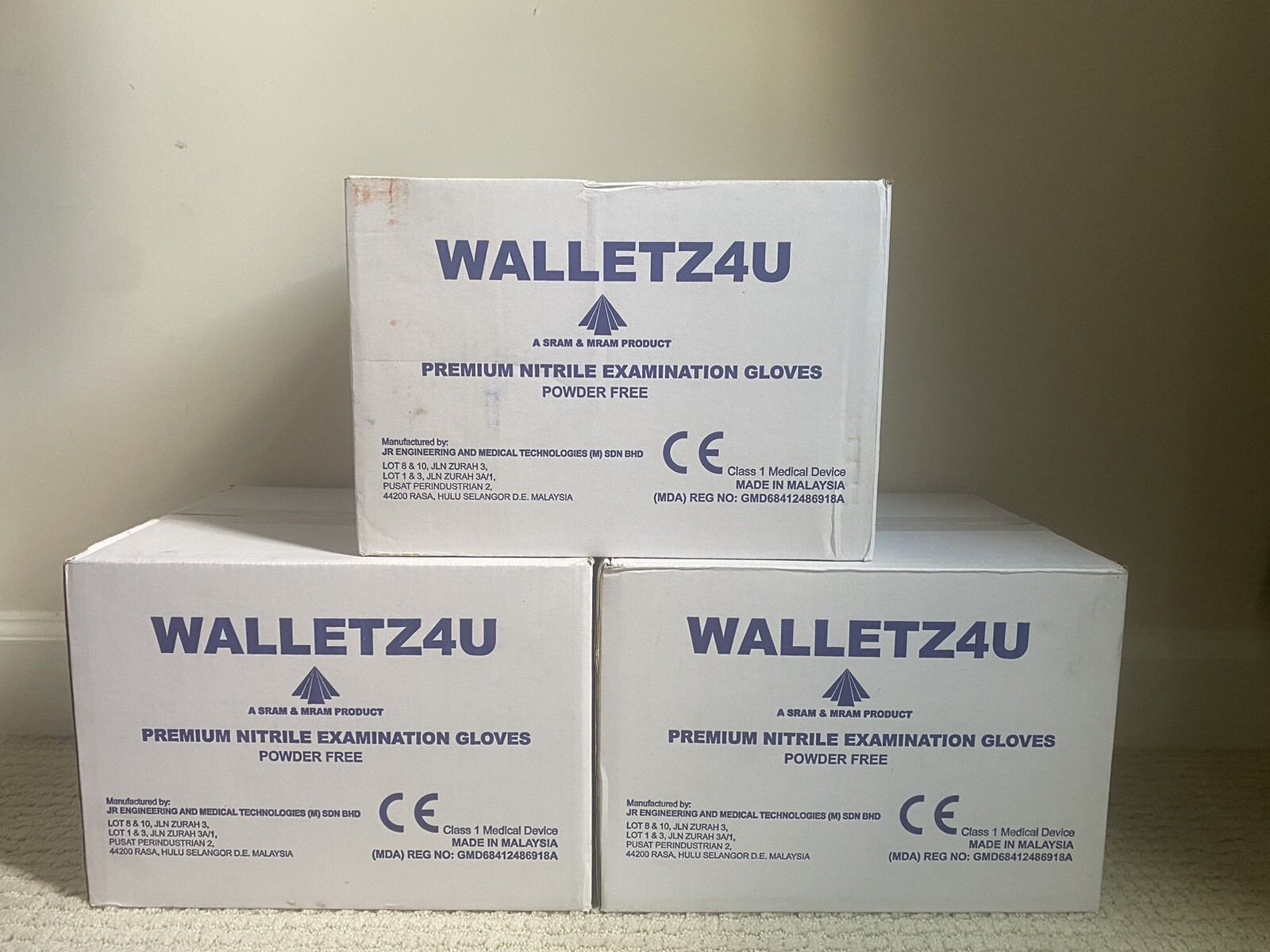 Nitrile gloves for protection and durability-image