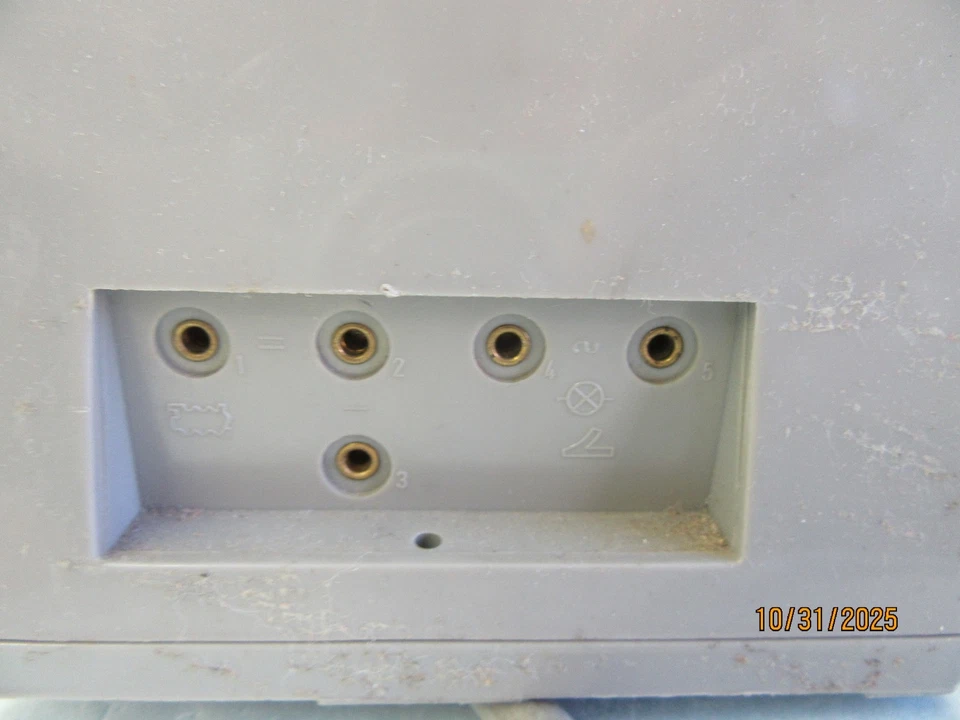 N - Arnold Rapido 0709/2 变压器 220V 带 110v 适配器插头 - 已测试 — 第 3/4 张图片