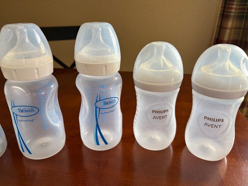 Lot x 7 Wide Mouth Dr. Brown & Avent Baby Bottles ~all with nipples & rings - Picture 3 of 3