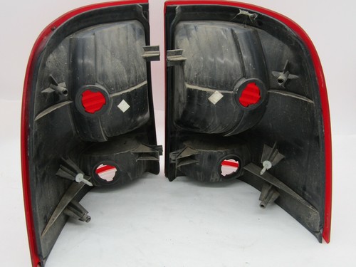 Luces traseras laterales para conductor y pasajeros Ford Explorer 2002-2005 fabricante de equipos originales 1 L2X-138505-8 - Imagen 3 de 6