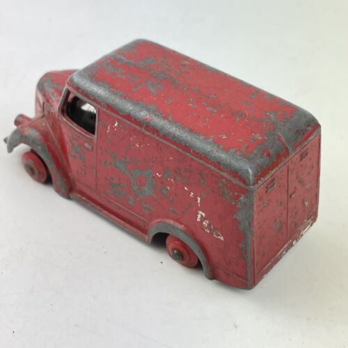 Vintage Dinky Toys Trojan 15 CWT Van Red Play Worn - Picture 2 of 5