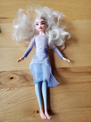 Hasbro 2016 Disney Frozen 2 Elsa Fashion Toy Doll With Blue Dress 11''