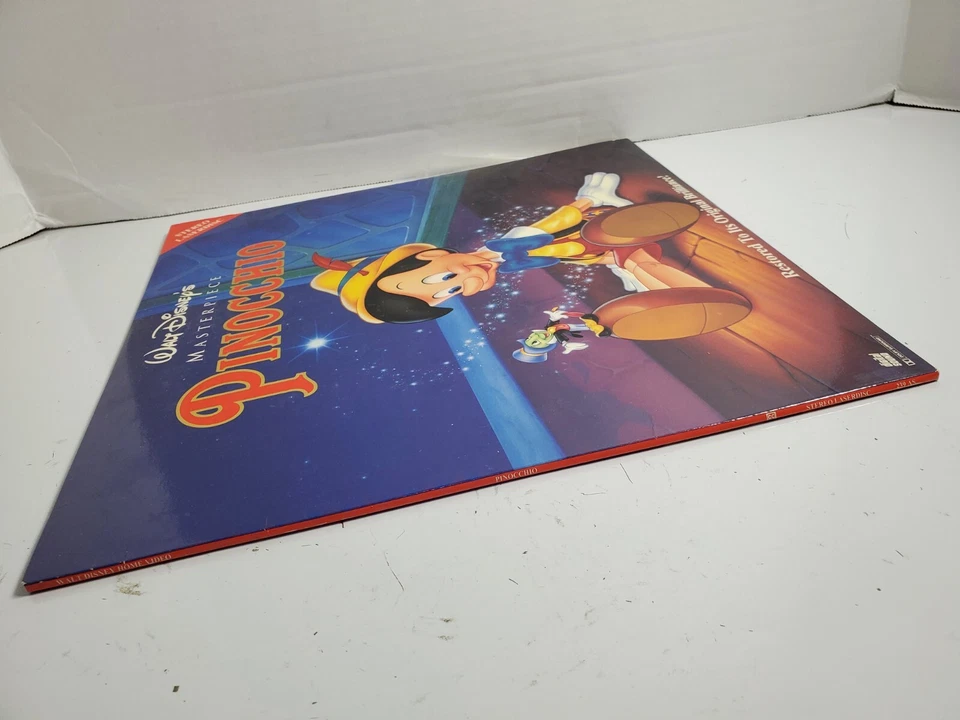 Walt Disney's Masterpiece Pinocchio Laserdisc LD - Image 3 of 4