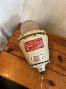 Appleton Explosion Proof Pendant Light Fixture Vintage A-51 Series 300 Watt Wow