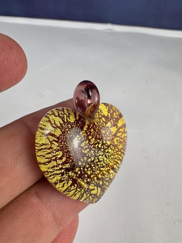 "Colgante de corazón de cristal de Murano vintage ámbar lámina de oro vidrio artístico 1,5""x1,5""" - Imagen 3 de 6