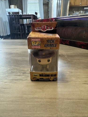 Funko Pops The Walking Dead Series Key Chain Rick Grimes