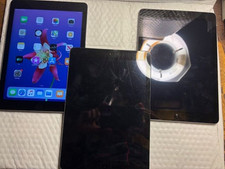 lot of 3 Apple iPad Air A1474 Space Grey 16gb, 32G Wi-fi ,for parts only