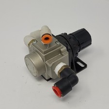 SMC AR25K-N03-2 Pneumatic Regulator Valve, 7-125 PSI W/ Mount - USED