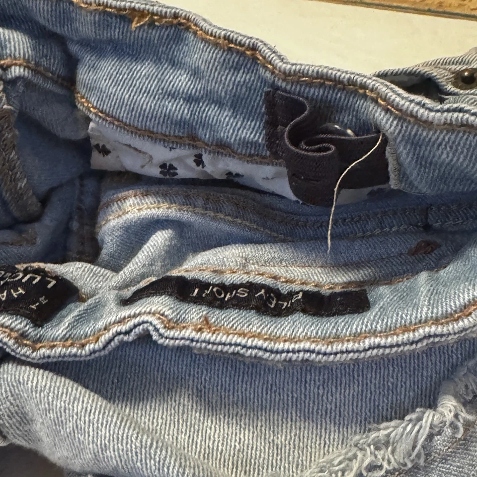 LUCKY BRAND Riley Jean Shorts Cut Off Cuffed Stretch Girls Sz 10 - Image 4 of 4