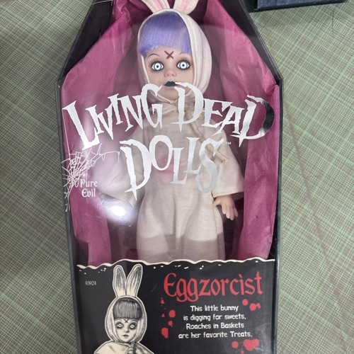 Living Dead Dolls 13° Anniversario EGGZORCIST BELLO! - Foto 2 di 9