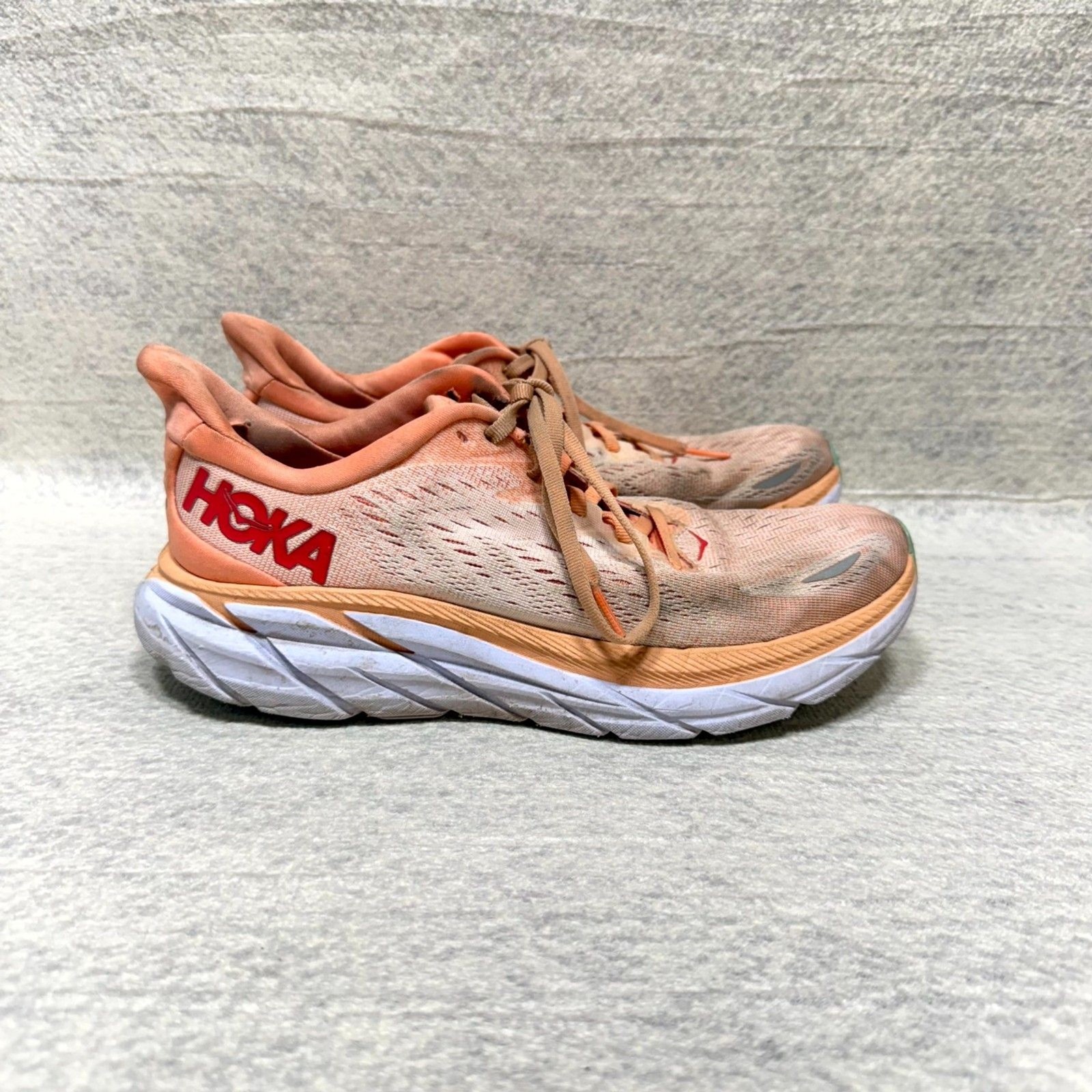 Hoka Women's Clifton 8 Orange Running Shoes Size 7 Lightweight Cushioned