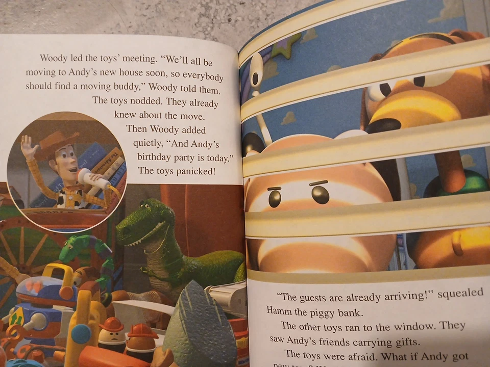 Libro infantil de tapa dura Toy Story de Disney Enterprises 1996 de colección  Foto 3 de 3