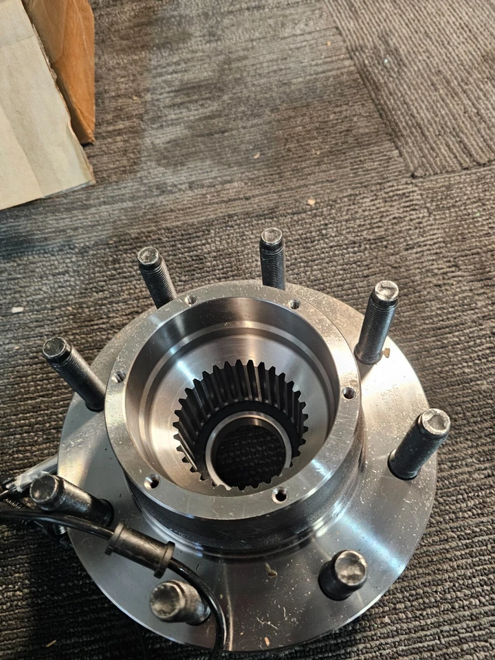 轴轴承和轮毂组件 BR930963 适合 2017 福特 F-250 F-350 Super Duty — 第 3/4 张图片