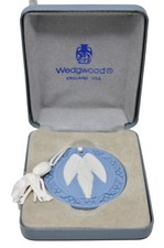 Wedgwood ANGEL Christmas Disc Ornament 1989 Blue Jasperware With Box