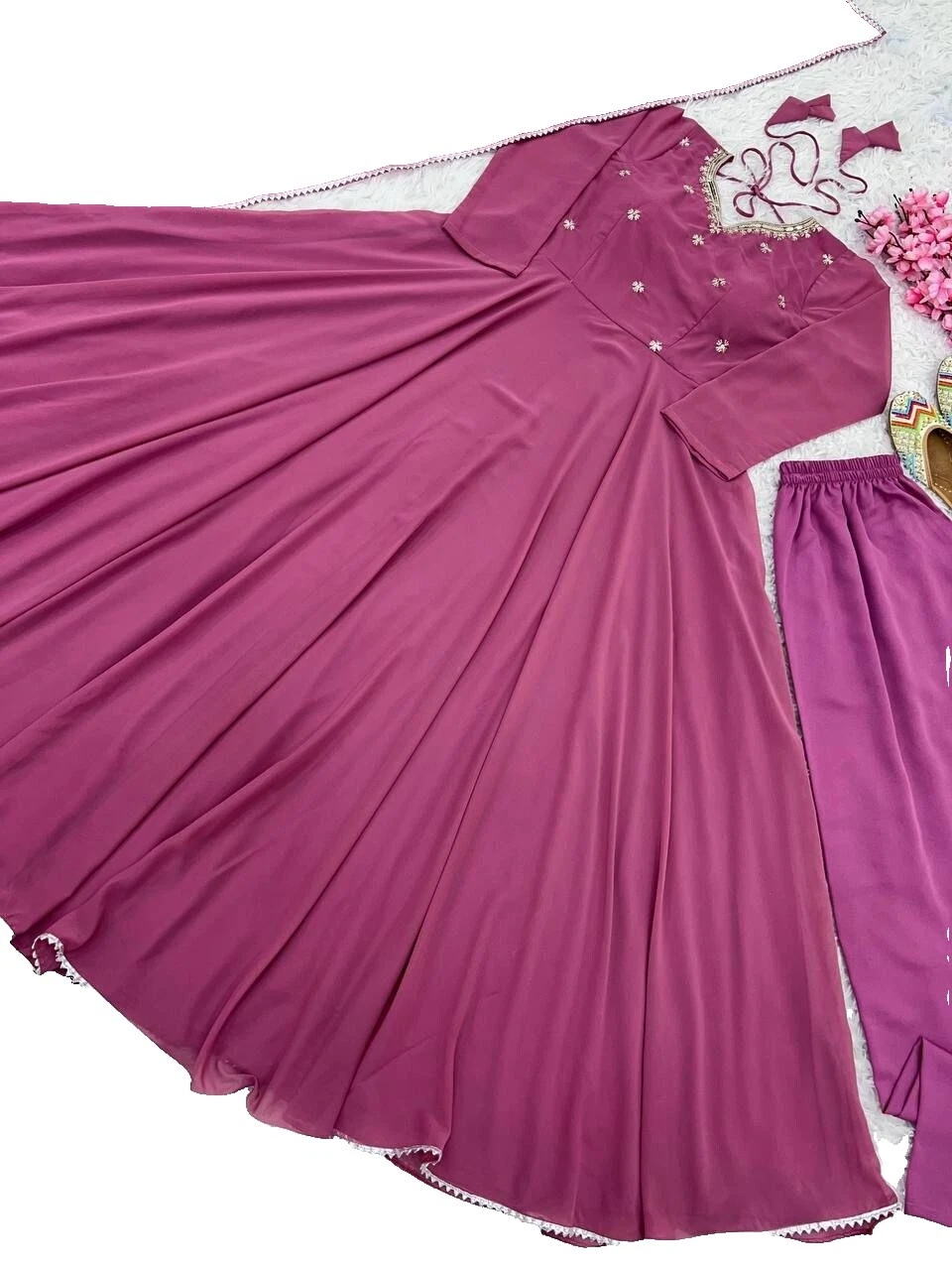 Organza A-Line 3/4 Sleeve Wedding Dresses